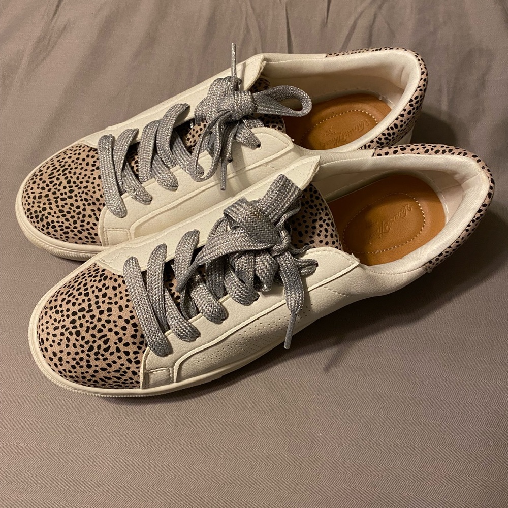Womens Sneakers